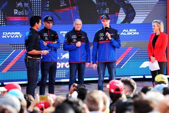 (L to R): Mark Webber (AUS) Channel 4 Presenter; Alexander Albon (THA) Scuderia Toro Rosso; Franz Tost (AUT) Scuderia Toro Rosso Team Principal; and Daniil Kvyat (RUS) Scuderia Toro Rosso, at the F1 Season Launch in Federation Square.
13.03.2019. Formula 1 World Championship, Rd 1, Australian Grand Prix, Albert Park, Melbourne, Australia, Preparation Day.
- www.xpbimages.com, EMail: requests@xpbimages.com - copy of publication required for printed pictures. Every used picture is fee-liable. © Copyright: Charniaux / XPB Images