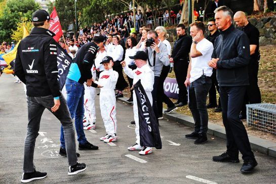 George Russell (GBR) Williams Racing and team mate Robert Kubica (POL) Williams Racing at the F1 Season Launch in Federation Square.
13.03.2019. Formula 1 World Championship, Rd 1, Australian Grand Prix, Albert Park, Melbourne, Australia, Preparation Day.
- www.xpbimages.com, EMail: requests@xpbimages.com - copy of publication required for printed pictures. Every used picture is fee-liable. © Copyright: Bearne / XPB Images