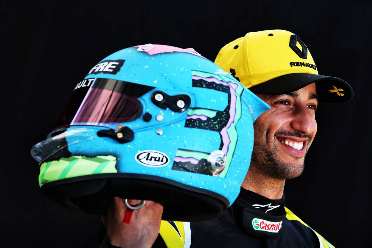 Daniel ricciardo 2024 2019 helmet