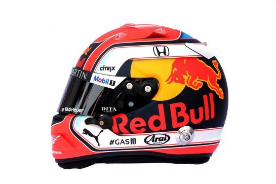 The helmet of Pierre Gasly (FRA) Red Bull Racing.
14.03.2019. Formula 1 World Championship, Rd 1, Australian Grand Prix, Albert Park, Melbourne, Australia, Preparation Day.
- www.xpbimages.com, EMail: requests@xpbimages.com - copy of publication required for printed pictures. Every used picture is fee-liable. © Copyright: Batchelor / XPB Images