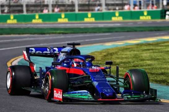 Daniil Kvyat (RUS) Scuderia Toro Rosso STR14.
15.03.2019. Formula 1 World Championship, Rd 1, Australian Grand Prix, Albert Park, Melbourne, Australia, Practice Day.
- www.xpbimages.com, EMail: requests@xpbimages.com - copy of publication required for printed pictures. Every used picture is fee-liable. © Copyright: Photo4 / XPB Images
