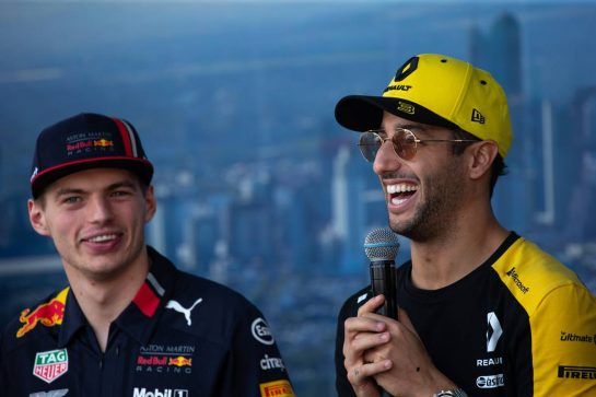 (L to R): Max Verstappen (NLD) Red Bull Racing and Daniel Ricciardo (AUS) Renault F1 Team on the Fan Zone Stage.
16.03.2019. Formula 1 World Championship, Rd 1, Australian Grand Prix, Albert Park, Melbourne, Australia, Qualifying Day.
- www.xpbimages.com, EMail: requests@xpbimages.com - copy of publication required for printed pictures. Every used picture is fee-liable. © Copyright: Bearne / XPB Images