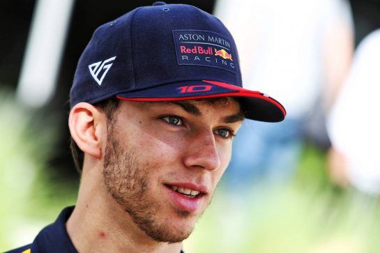 Pierre Gasly (FRA) Red Bull Racing.
28.03.2019. Formula 1 World Championship, Rd 2, Bahrain Grand Prix, Sakhir, Bahrain, Preparation Day.
- www.xpbimages.com, EMail: requests@xpbimages.com - copy of publication required for printed pictures. Every used picture is fee-liable. © Copyright: Moy / XPB Images