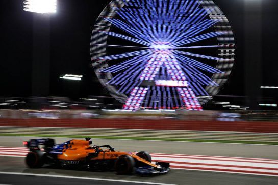 Carlos Sainz Jr (ESP) McLaren MCL34.
29.03.2019. Formula 1 World Championship, Rd 2, Bahrain Grand Prix, Sakhir, Bahrain, Practice Day
- www.xpbimages.com, EMail: requests@xpbimages.com - copy of publication required for printed pictures. Every used picture is fee-liable. © Copyright: Batchelor / XPB Images