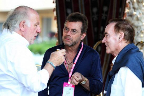 David Richards (GBR) CEO Prodrive (Left) with Paul Stewart (GBR) (Centre).
29.03.2019. Formula 1 World Championship, Rd 2, Bahrain Grand Prix, Sakhir, Bahrain, Practice Day
- www.xpbimages.com, EMail: requests@xpbimages.com - copy of publication required for printed pictures. Every used picture is fee-liable. © Copyright: Moy / XPB Images