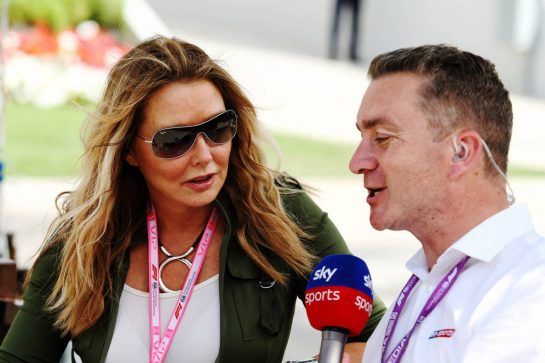 (L to R): Carol Vorderman (GBR) with Craig Slater (GBR) Sky F1 Reporter.
30.03.2019. Formula 1 World Championship, Rd 2, Bahrain Grand Prix, Sakhir, Bahrain, Qualifying Day.
- www.xpbimages.com, EMail: requests@xpbimages.com - copy of publication required for printed pictures. Every used picture is fee-liable. © Copyright: Moy / XPB Images