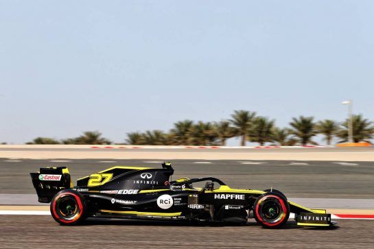 Nico Hulkenberg (GER) Renault F1 Team RS19.
30.03.2019. Formula 1 World Championship, Rd 2, Bahrain Grand Prix, Sakhir, Bahrain, Qualifying Day.
- www.xpbimages.com, EMail: requests@xpbimages.com - copy of publication required for printed pictures. Every used picture is fee-liable. © Copyright: Moy / XPB Images