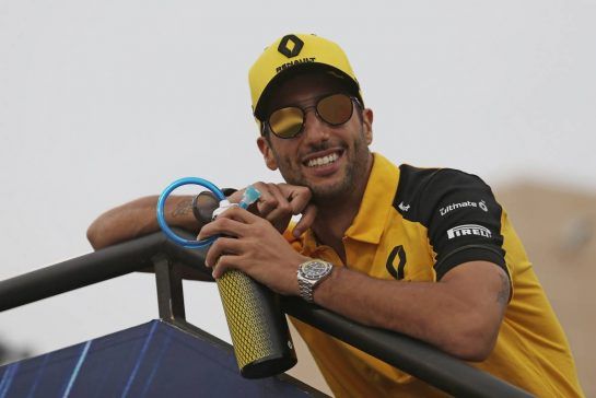 Daniel Ricciardo (AUS), Renault F1 Team 
31.03.2019. Formula 1 World Championship, Rd 2, Bahrain Grand Prix, Sakhir, Bahrain, Race Day.
- www.xpbimages.com, EMail: requests@xpbimages.com - copy of publication required for printed pictures. Every used picture is fee-liable. © Copyright: Charniaux / XPB Images