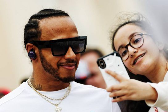 Lewis Hamilton (GBR) Mercedes AMG F1.
31.03.2019. Formula 1 World Championship, Rd 2, Bahrain Grand Prix, Sakhir, Bahrain, Race Day.
- www.xpbimages.com, EMail: requests@xpbimages.com - copy of publication required for printed pictures. Every used picture is fee-liable. © Copyright: Bearne / XPB Images