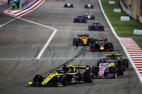 Daniel Ricciardo (AUS) Renault F1 Team RS19.
31.03.2019. Formula 1 World Championship, Rd 2, Bahrain Grand Prix, Sakhir, Bahrain, Race Day.
- www.xpbimages.com, EMail: requests@xpbimages.com - copy of publication required for printed pictures. Every used picture is fee-liable. © Copyright: Charniaux / XPB Images