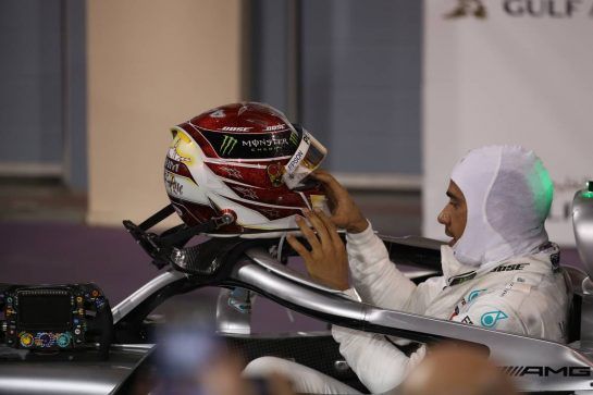 Lewis Hamilton (GBR) Mercedes AMG F1.
31.03.2019. Formula 1 World Championship, Rd 2, Bahrain Grand Prix, Sakhir, Bahrain, Race Day.
- www.xpbimages.com, EMail: requests@xpbimages.com - copy of publication required for printed pictures. Every used picture is fee-liable. © Copyright: Batchelor / XPB Images