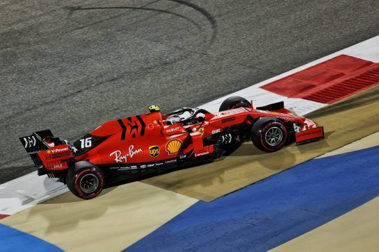 Charles Leclerc (MON) Ferrari SF90 runs wide.
31.03.2019. Formula 1 World Championship, Rd 2, Bahrain Grand Prix, Sakhir, Bahrain, Race Day.
- www.xpbimages.com, EMail: requests@xpbimages.com - copy of publication required for printed pictures. Every used picture is fee-liable. © Copyright: Moy / XPB Images