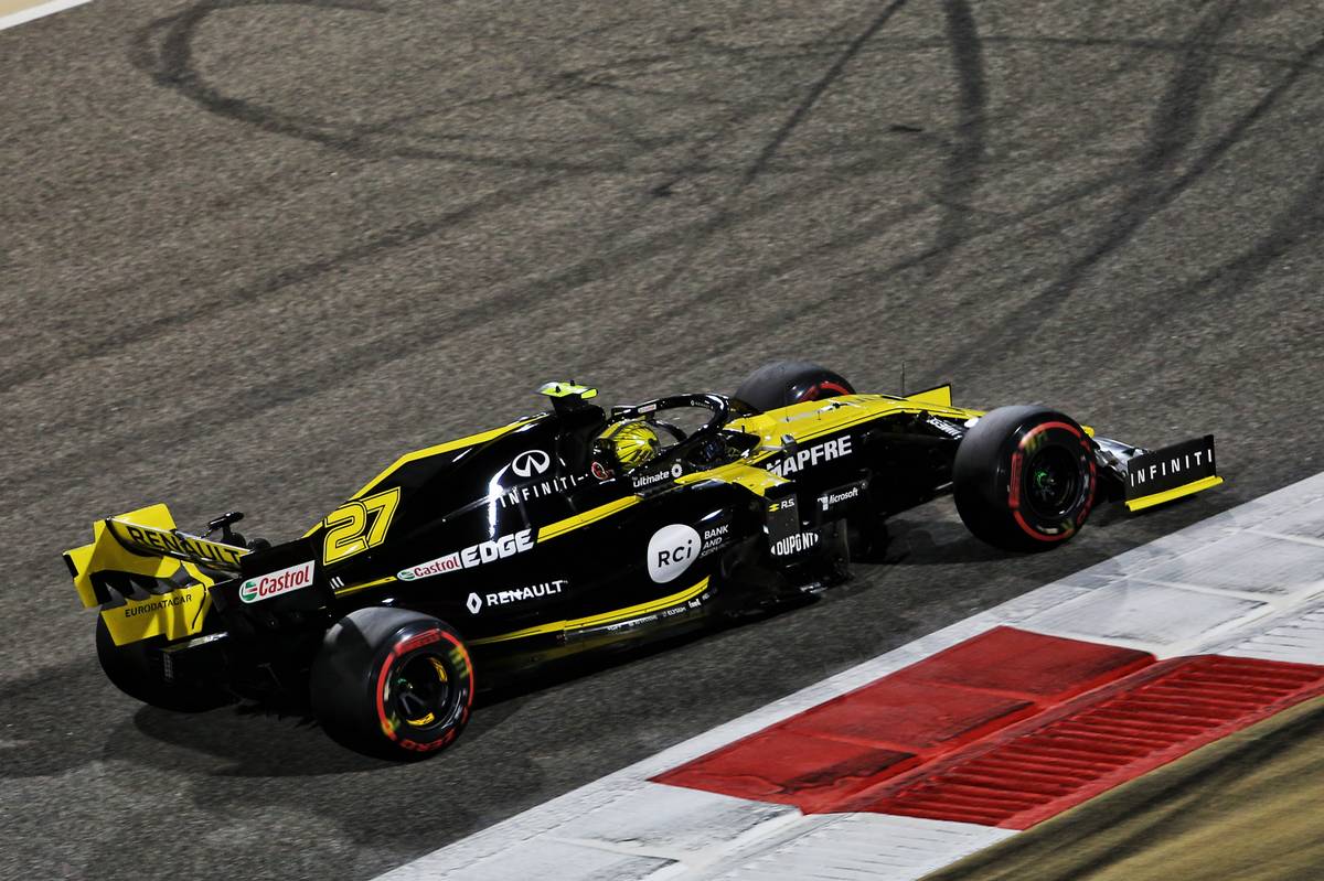 Nico Hulkenberg (GER) Renault F1 Team RS19.