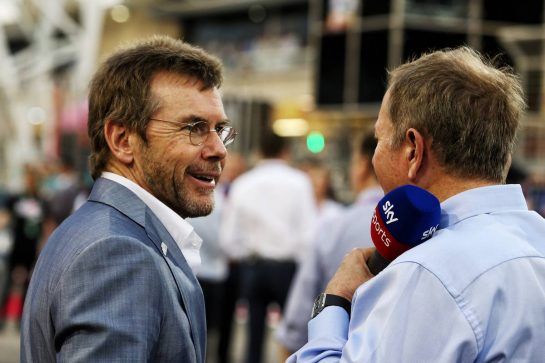 (L to R): Paul Stewart (GBR) with Martin Brundle (GBR) Sky Sports Commentator on the grid.
31.03.2019. Formula 1 World Championship, Rd 2, Bahrain Grand Prix, Sakhir, Bahrain, Race Day.
- www.xpbimages.com, EMail: requests@xpbimages.com - copy of publication required for printed pictures. Every used picture is fee-liable. © Copyright: Moy / XPB Images