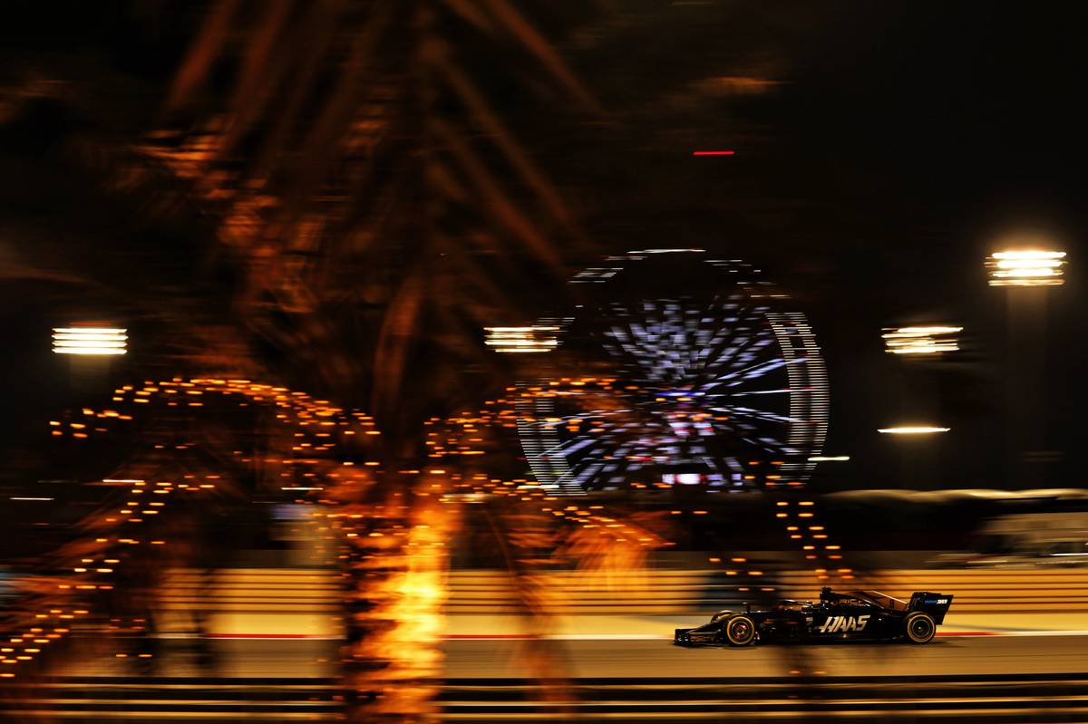 Kevin Magnussen (DEN) Haas VF-19.