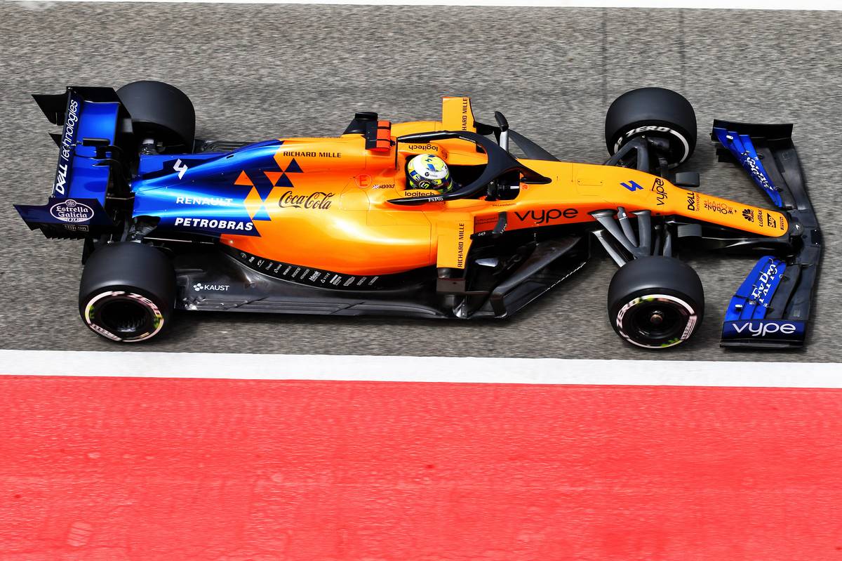 Lando Norris (GBR) McLaren MCL34.
