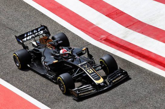 Pietro Fittipaldi (BRA) Haas VF-19 Test Driver.
03.04.2019. Formula One Testing, Sakhir, Bahrain, Wednesday.
- www.xpbimages.com, EMail: requests@xpbimages.com - copy of publication required for printed pictures. Every used picture is fee-liable. © Copyright: Batchelor / XPB Images