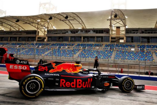 Dan Ticktum (GBR) Red Bull Racing RB15 Test Driver.
03.04.2019. Formula One Testing, Sakhir, Bahrain, Wednesday.
- www.xpbimages.com, EMail: requests@xpbimages.com - copy of publication required for printed pictures. Every used picture is fee-liable. © Copyright: Batchelor / XPB Images