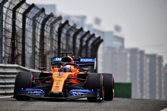 Carlos Sainz Jr (ESP) McLaren MCL34.
12.04.2019. Formula 1 World Championship, Rd 3, Chinese Grand Prix, Shanghai, China, Practice Day.
- www.xpbimages.com, EMail: requests@xpbimages.com - copy of publication required for printed pictures. Every used picture is fee-liable. © Copyright: Batchelor / XPB Images