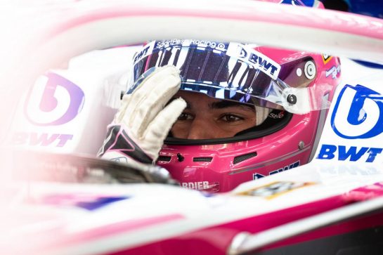 Lance Stroll (CDN) Racing Point F1 Team RP19.
12.04.2019. Formula 1 World Championship, Rd 3, Chinese Grand Prix, Shanghai, China, Practice Day.
- www.xpbimages.com, EMail: requests@xpbimages.com - copy of publication required for printed pictures. Every used picture is fee-liable. © Copyright: Bearne / XPB Images