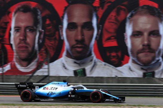 George Russell (GBR) Williams Racing FW42.
13.04.2019. Formula 1 World Championship, Rd 3, Chinese Grand Prix, Shanghai, China, Qualifying Day.
- www.xpbimages.com, EMail: requests@xpbimages.com - copy of publication required for printed pictures. Every used picture is fee-liable. © Copyright: Moy / XPB Images