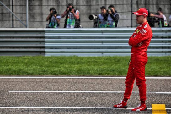 Sebastian Vettel (GER) Ferrari in qualifying parc ferme.
13.04.2019. Formula 1 World Championship, Rd 3, Chinese Grand Prix, Shanghai, China, Qualifying Day.
- www.xpbimages.com, EMail: requests@xpbimages.com - copy of publication required for printed pictures. Every used picture is fee-liable. © Copyright: Batchelor / XPB Images