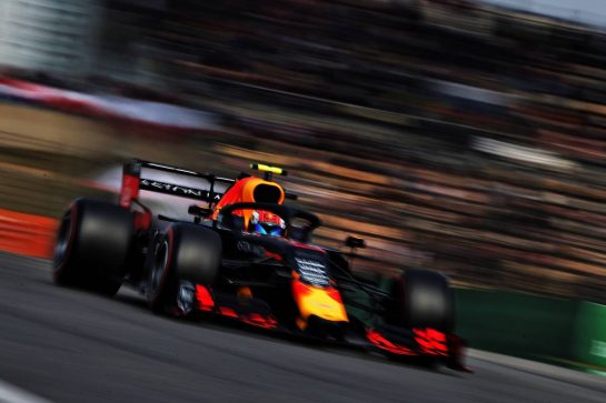 Max Verstappen (NLD) Red Bull Racing RB15.
13.04.2019. Formula 1 World Championship, Rd 3, Chinese Grand Prix, Shanghai, China, Qualifying Day.
- www.xpbimages.com, EMail: requests@xpbimages.com - copy of publication required for printed pictures. Every used picture is fee-liable. © Copyright: Moy / XPB Images