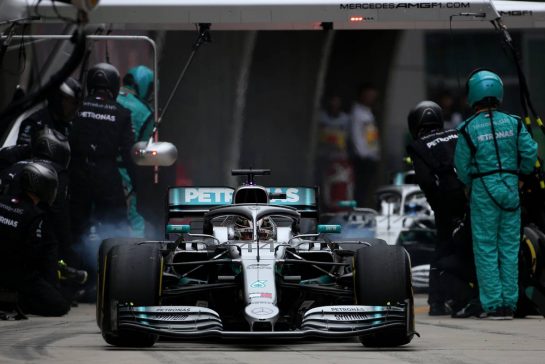 Lewis Hamilton (GBR), Mercedes AMG F1  
14.04.2019. Formula 1 World Championship, Rd 3, Chinese Grand Prix, Shanghai, China, Race Day.
- www.xpbimages.com, EMail: requests@xpbimages.com - copy of publication required for printed pictures. Every used picture is fee-liable. © Copyright: Charniaux / XPB Images