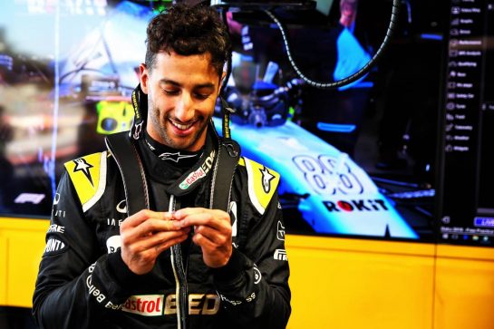 Daniel Ricciardo (AUS) Renault F1 Team.
26.04.2019. Formula 1 World Championship, Rd 4, Azerbaijan Grand Prix, Baku Street Circuit, Azerbaijan, Practice Day.
- www.xpbimages.com, EMail: requests@xpbimages.com - copy of publication required for printed pictures. Every used picture is fee-liable. © Copyright: Batchelor / XPB Images