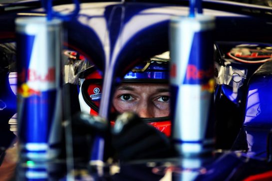 Daniil Kvyat (RUS) Scuderia Toro Rosso STR14.
27.04.2019. Formula 1 World Championship, Rd 4, Azerbaijan Grand Prix, Baku Street Circuit, Azerbaijan, Qualifying Day.
- www.xpbimages.com, EMail: requests@xpbimages.com - copy of publication required for printed pictures. Every used picture is fee-liable. © Copyright: Batchelor / XPB Images