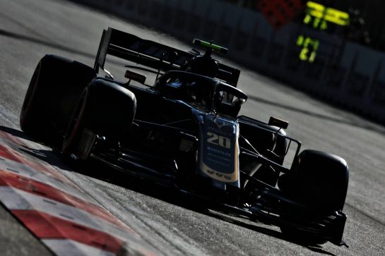 Kevin Magnussen (DEN) Haas VF-19.
27.04.2019. Formula 1 World Championship, Rd 4, Azerbaijan Grand Prix, Baku Street Circuit, Azerbaijan, Qualifying Day.
- www.xpbimages.com, EMail: requests@xpbimages.com - copy of publication required for printed pictures. Every used picture is fee-liable. © Copyright: Moy / XPB Images