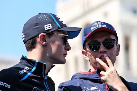 (L to R): George Russell (GBR) Williams Racing and Alexander Albon (THA) Scuderia Toro Rosso on the drivers parade.
28.04.2019. Formula 1 World Championship, Rd 4, Azerbaijan Grand Prix, Baku Street Circuit, Azerbaijan, Race Day.
- www.xpbimages.com, EMail: requests@xpbimages.com - copy of publication required for printed pictures. Every used picture is fee-liable. © Copyright: Moy / XPB Images