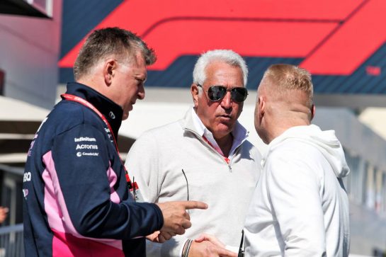 (L to R): Otmar Szafnauer (USA) Racing Point F1 Team Principal and CEO with Lawrence Stroll (CDN) Racing Point F1 Team Investor and Dmitry Mazepin (BLR) Uralchem Chairman.
28.04.2019. Formula 1 World Championship, Rd 4, Azerbaijan Grand Prix, Baku Street Circuit, Azerbaijan, Race Day.
- www.xpbimages.com, EMail: requests@xpbimages.com - copy of publication required for printed pictures. Every used picture is fee-liable. © Copyright: Moy / XPB Images
