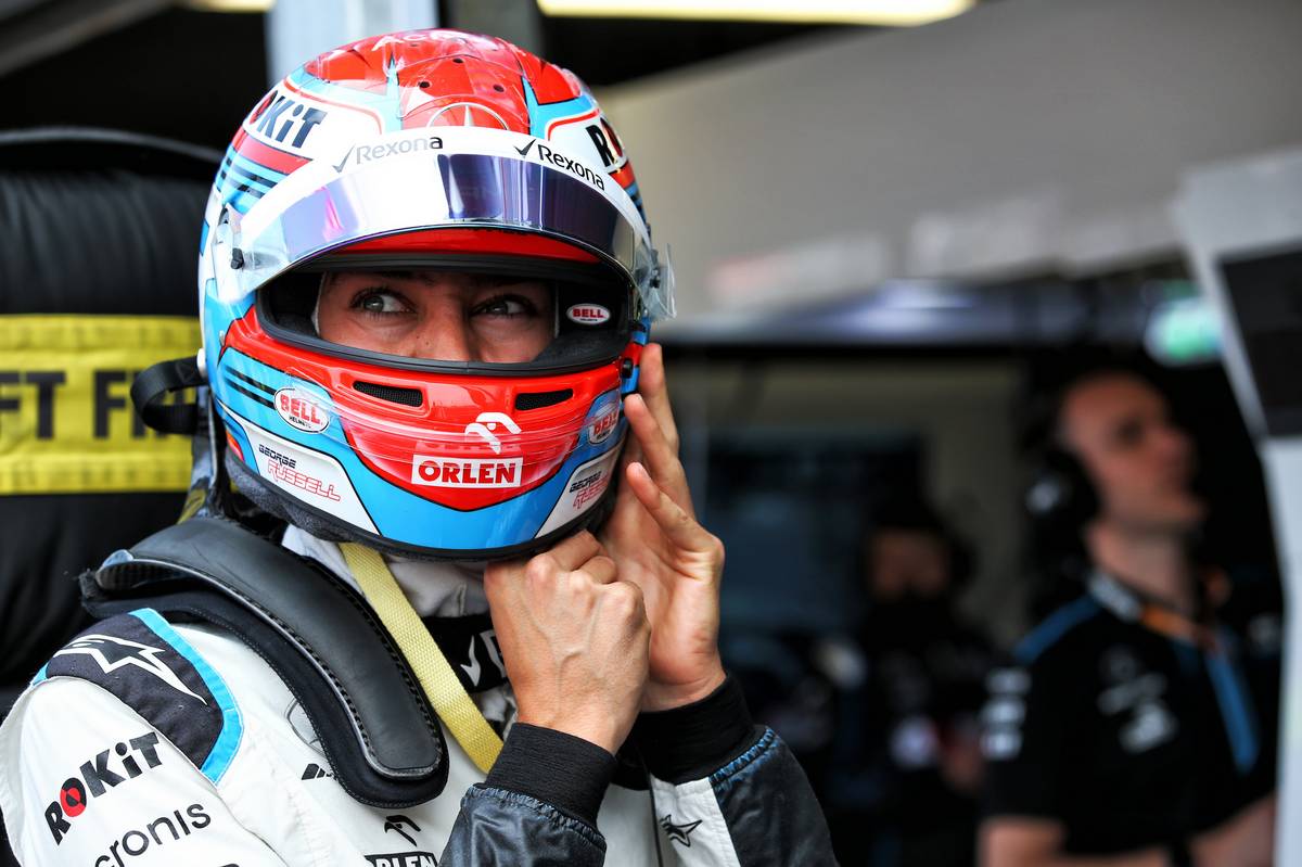 Russell: Williams 2019 season 'definitely not a write-off'