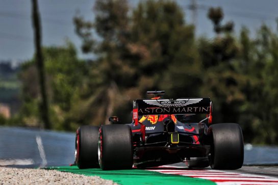 Max Verstappen (NLD) Red Bull Racing RB15.
10.05.2019. Formula 1 World Championship, Rd 5, Spanish Grand Prix, Barcelona, Spain, Practice Day.
- www.xpbimages.com, EMail: requests@xpbimages.com - copy of publication required for printed pictures. Every used picture is fee-liable. © Copyright: Moy / XPB Images