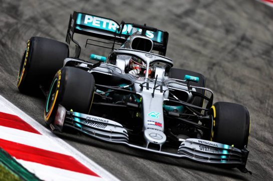Lewis Hamilton (GBR) Mercedes AMG F1 W10.
11.05.2019. Formula 1 World Championship, Rd 5, Spanish Grand Prix, Barcelona, Spain, Qualifying Day.
- www.xpbimages.com, EMail: requests@xpbimages.com - copy of publication required for printed pictures. Every used picture is fee-liable. © Copyright: Moy / XPB Images