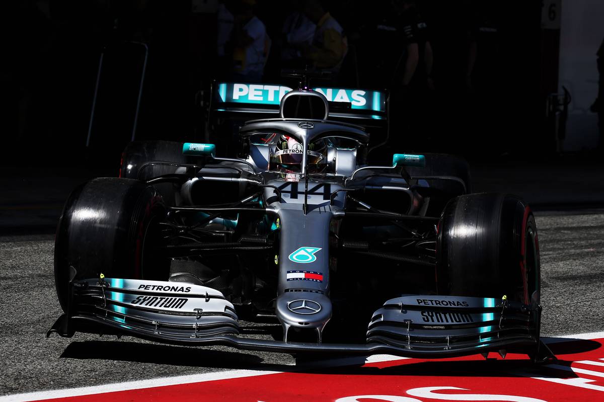 Lewis Hamilton (GBR) Mercedes AMG F1 W10.
