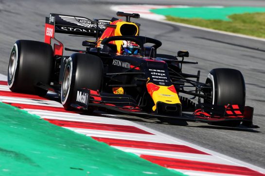 Pierre Gasly (FRA) Red Bull Racing RB15.
14.05.2019. Formula One In Season Testing, Day One, Barcelona, Spain. Tuesday.
- www.xpbimages.com, EMail: requests@xpbimages.com - copy of publication required for printed pictures. Every used picture is fee-liable. © Copyright: Charniaux / XPB Images