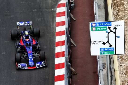 Alexander Albon (THA) Scuderia Toro Rosso STR14.
23.05.2019. Formula 1 World Championship, Rd 6, Monaco Grand Prix, Monte Carlo, Monaco, Practice Day.
- www.xpbimages.com, EMail: requests@xpbimages.com - copy of publication required for printed pictures. Every used picture is fee-liable. © Copyright: Moy / XPB Images