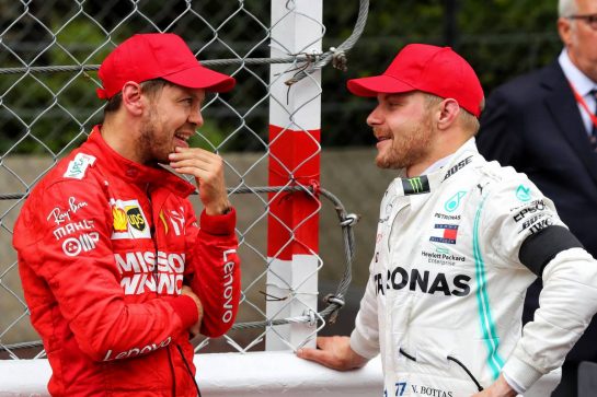 (L to R): Sebastian Vettel (GER) Ferrari in parc ferme with Valtteri Bottas (FIN) Mercedes AMG F1.
26.05.2019. Formula 1 World Championship, Rd 6, Monaco Grand Prix, Monte Carlo, Monaco, Race Day.
- www.xpbimages.com, EMail: requests@xpbimages.com - copy of publication required for printed pictures. Every used picture is fee-liable. © Copyright: Photo4 / XPB Images