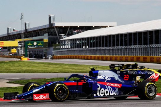 Alexander Albon (THA) Scuderia Toro Rosso STR14.
07.06.2019. Formula 1 World Championship, Rd 5, Spanish Grand Prix, Barcelona, Spain, Practice Day.
- www.xpbimages.com, EMail: requests@xpbimages.com - copy of publication required for printed pictures. Every used picture is fee-liable. © Copyright: Photo4 / XPB Images