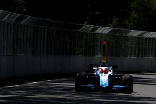 Robert Kubica (POL), Williams F1 Team 
08.06.2019. Formula 1 World Championship, Rd 7, Canadian Grand Prix, Montreal, Canada, Qualifying Day.
- www.xpbimages.com, EMail: requests@xpbimages.com - copy of publication required for printed pictures. Every used picture is fee-liable. © Copyright: Charniaux / XPB Images