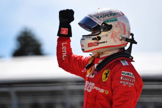 Sebastian Vettel (GER) Ferrari celebrates his pole position in qualifying parc ferme.
08.06.2019. Formula 1 World Championship, Rd 7, Canadian Grand Prix, Montreal, Canada, Qualifying Day.
- www.xpbimages.com, EMail: requests@xpbimages.com - copy of publication required for printed pictures. Every used picture is fee-liable. © Copyright: Price / XPB Images