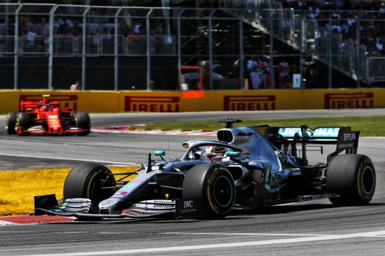 Lewis Hamilton (GBR) Mercedes AMG F1 W10.
09.06.2019. Formula 1 World Championship, Rd 7, Canadian Grand Prix, Montreal, Canada, Race Day.
- www.xpbimages.com, EMail: requests@xpbimages.com - copy of publication required for printed pictures. Every used picture is fee-liable. © Copyright: Charniaux / XPB Images