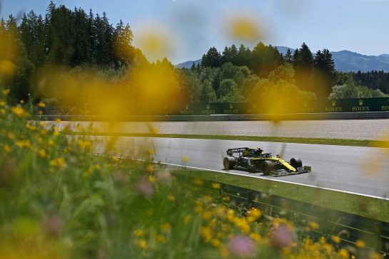 Nico Hulkenberg (GER), Renault Sport F1 Team 
28.06.2019. Formula 1 World Championship, Rd 9, Austrian Grand Prix, Spielberg, Austria, Practice Day.
- www.xpbimages.com, EMail: requests@xpbimages.com - copy of publication required for printed pictures. Every used picture is fee-liable. © Copyright: Charniaux / XPB Images