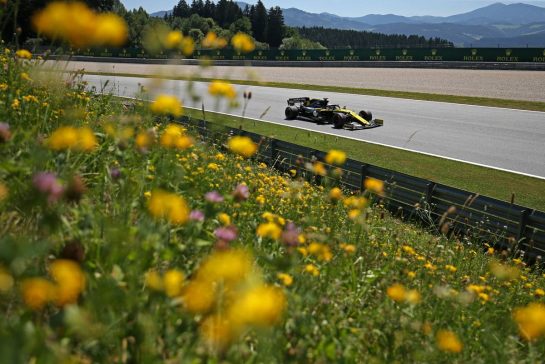 Daniel Ricciardo (AUS), Renault F1 Team 
28.06.2019. Formula 1 World Championship, Rd 9, Austrian Grand Prix, Spielberg, Austria, Practice Day.
- www.xpbimages.com, EMail: requests@xpbimages.com - copy of publication required for printed pictures. Every used picture is fee-liable. © Copyright: Charniaux / XPB Images