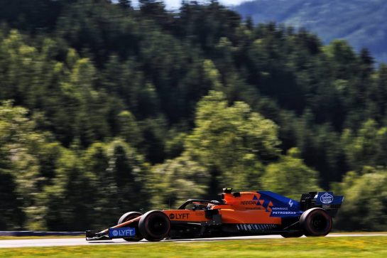 Lando Norris (GBR) McLaren MCL34.
28.06.2019. Formula 1 World Championship, Rd 9, Austrian Grand Prix, Spielberg, Austria, Practice Day.
- www.xpbimages.com, EMail: requests@xpbimages.com - copy of publication required for printed pictures. Every used picture is fee-liable. © Copyright: Moy / XPB Images