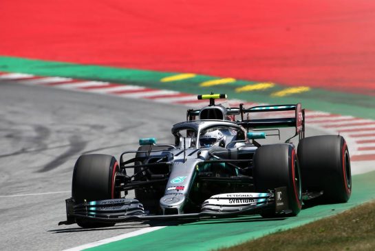 Valtteri Bottas (FIN), Mercedes AMG F1 29.06.2019. Formula 1 World Championship, Rd 9, Austrian Grand Prix, Spielberg, Austria, Qualifying Day.- www.xpbimages.com, EMail: requests@xpbimages.com - copy of publication required for printed pictures. Every used picture is fee-liable. © Copyright: Charniaux / XPB Images