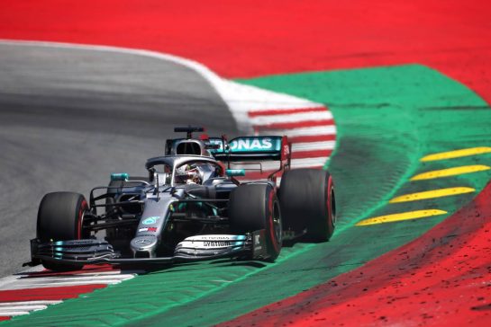 Lewis Hamilton (GBR), Mercedes AMG F1  29.06.2019. Formula 1 World Championship, Rd 9, Austrian Grand Prix, Spielberg, Austria, Qualifying Day.- www.xpbimages.com, EMail: requests@xpbimages.com - copy of publication required for printed pictures. Every used picture is fee-liable. © Copyright: Charniaux / XPB Images