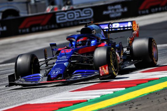 Daniil Kvyat (RUS) Scuderia Toro Rosso STR14.
29.06.2019. Formula 1 World Championship, Rd 9, Austrian Grand Prix, Spielberg, Austria, Qualifying Day.
- www.xpbimages.com, EMail: requests@xpbimages.com - copy of publication required for printed pictures. Every used picture is fee-liable. © Copyright: Moy / XPB Images
